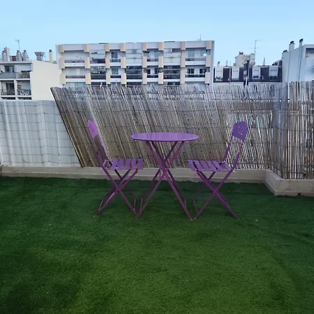 Cozy Downtown 2 Bedroom 1 Min 1 Min Tramway 10min Airport Air Conditionner